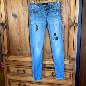Nice pair of women’s Aeropostale size 0 jeans